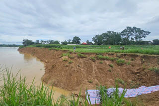Thanh Hóa: Bờ sông Chu sạt lở, đe dọa khu dân cư