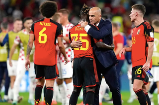 HLV Roberto Martinez rút khỏi đội Bỉ sau khi bị loại