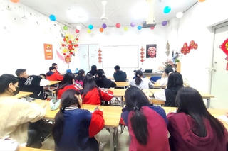 “Ứng xử” với dạy thêm, học thêm thế nào?