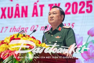 Bộ Tư lệnh Quân khu 7 gặp mặt cán bộ cao cấp Quân đội nghỉ hưu