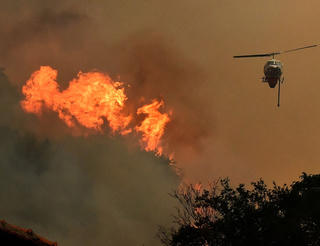 Hy Lạp kêu gọi sự hỗ trợ trước nạn cháy rừng