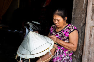 [Ảnh] Làng nghề nón lá Hạ Thôn trăm tuổi ở Quảng Bình