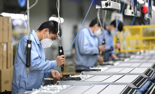 Gia hạn thuế để giảm khó khăn cho doanh nghiệp