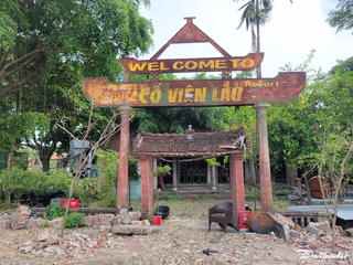 Hoang tàn Làng Việt cổ - Cố Viên lầu