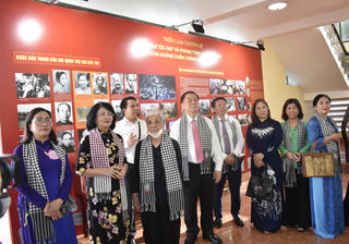 Hội thảo về vai trò "Đội quân tóc dài" và phong trào "Ba đảm đang"