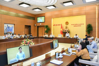 Chính phủ đặt chỉ tiêu dự kiến GDP năm 2023 khoảng 6,5%