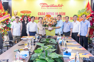 Tiếp tục phát huy vai trò là cơ quan ngôn luận của MTTQ Việt Nam