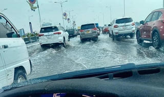 Cầu Vĩnh Tuy giai đoạn 2 vừa thông xe đã ngập