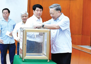 1.628 tỷ đồng sau 10 ngày phát động: Sâu nặng lắm nghĩa đồng bào