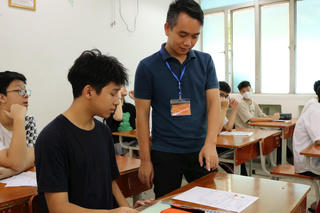 Quên giấy tờ dự thi vào lớp 10, thí sinh Hà Nội cần làm gì?