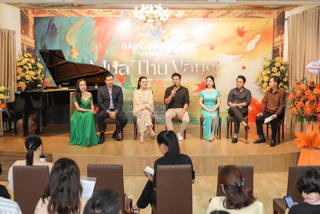 Trọn nghĩa vẹn tình trong âm nhạc