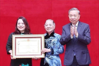 Tổng Bí thư dự Lễ truy tặng Danh hiệu AHLLVTND cho Thượng tướng Bùi Thiện Ngộ