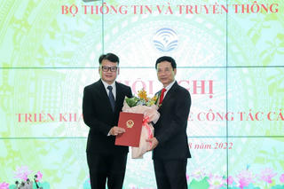 Nhà báo Trần Anh Tú làm Phó Tổng Biên tập Tạp chí Thông tin và Truyền thông