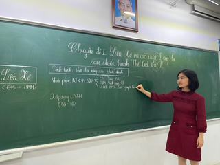 Thay vì tranh cãi tự chọn hay bắt buộc, môn Lịch sử cần sự thay đổi
