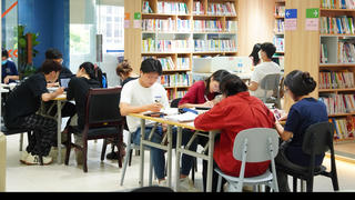 Chuyển đổi số thư viện: ‘Chìa khóa’ tiếp cận bạn đọc