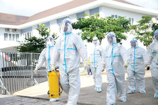 Dịch Covid-19 tiềm ẩn nguy cơ bùng phát với các biến thể mới