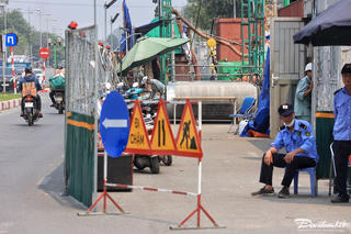 Hà Nội: Tái khởi động loạt lô cốt 'bỏ hoang' trên đường Vũ Trọng Khánh