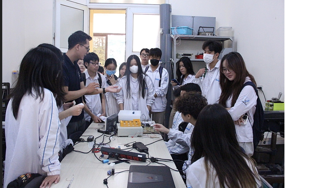 Tăng cường hướng nghiệp trải nghiệm cho học sinh