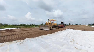 Dự kiến cho phép sử dụng rộng rãi cát biển làm đường cao tốc