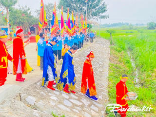 1.000 học sinh tham gia lễ thượng cây nêu, thi rung chuông vàng
