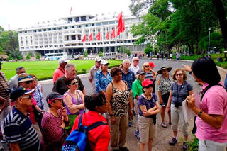 Khơi dậy sức hấp dẫn du lịch về nguồn