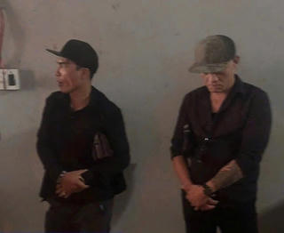 Phú Thọ: Tạm giữ hình sự 2 đối tượng rút súng đe dọa tài xế