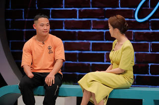 9X khuyết tay trở thành HLV thể hình 