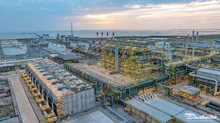 Nhà máy Hóa dầu Long Sơn chính thức vận hành thương mại