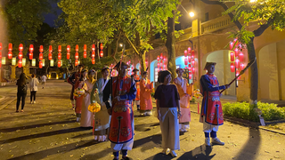 ‘Thắp sáng’ kinh tế đêm