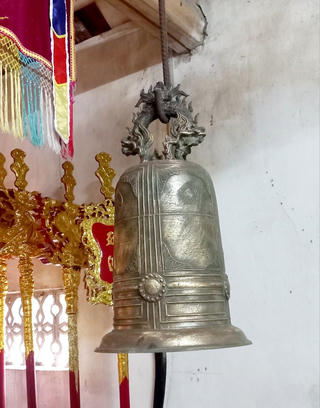 Từ Hà Nam xuống đình làng ở Nam Định trộm đồ thờ