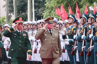 Việt Nam-Cuba ký kết kế hoạch hợp tác 3 năm trong lĩnh vực quốc phòng
