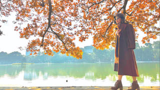 Trong mênh mang niềm thương