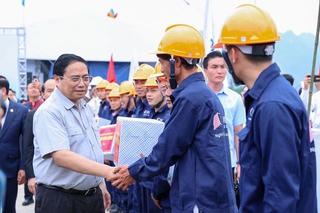 Phát huy tinh thần “chỉ bàn làm, không bàn lùi”