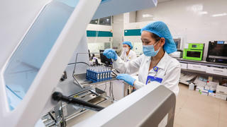 Vì sao thiếu thuốc, vật tư y tế?