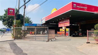 Nhiều cây xăng ở Bình Dương tạm đóng cửa