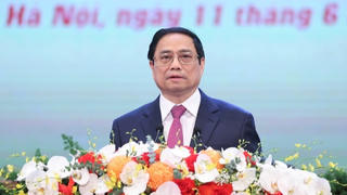 Gắn thực hiện phong trào thi đua với xây dựng, chỉnh đốn Đảng