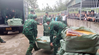 Hơn 1,7 tấn trứng gà non thẩm lậu vào biên giới Quảng Ninh