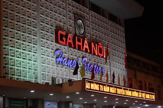 Ngành đường sắt khuyến cáo người dân không mua vé qua cò mồi, vé chợ đen