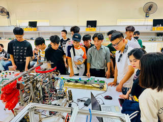 Ngành STEM: Thu hút người học từ bậc phổ thông