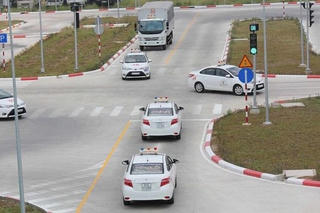 Từ 1/6, đào tạo lái xe các hạng B1, B2, C theo quy định mới