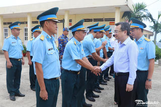 Lãnh đạo TP Hồ Chí Minh thăm và tặng quà cựu tù chính trị, gia đình liệt sĩ và người có công