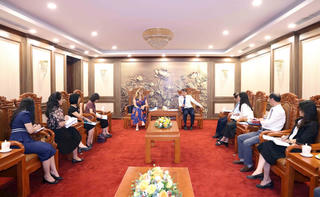 Hợp tác, trao đổi kinh nghiệm trong chăm sóc, giáo dục và bảo vệ trẻ em