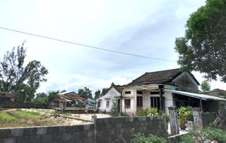 Sống khổ trong vùng dự án 4 tỷ USD