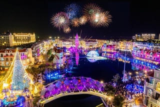 "8Wonder"  đưa Maroon 5 đến Phú Quốc United Center