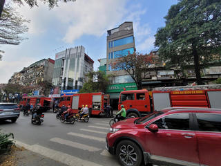 Nhanh chóng xử lý đám cháy nhà dân trong hẻm tại Hà Nội