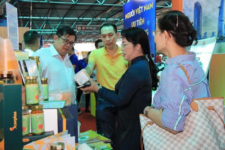 TP.Hồ Chí Minh: Người dân ngày càng quan tâm lựa chọn hàng Việt