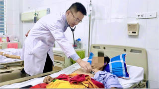 Hà Nội: Người đàn ông thủng phổi vì mỗi ngày hút 1 bao thuốc lá