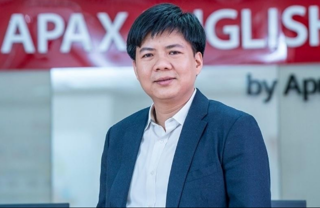 Cổ phiếu giảm sàn 16 phiên, Shark Thủy lại phải giải trình