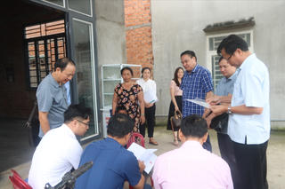 Đẩy mạnh các dự án giúp đồng bào dân tộc an cư, lạc nghiệp