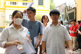 Tái diễn ‘ép’ học sinh không thi vào lớp 10: Vì thành tích?